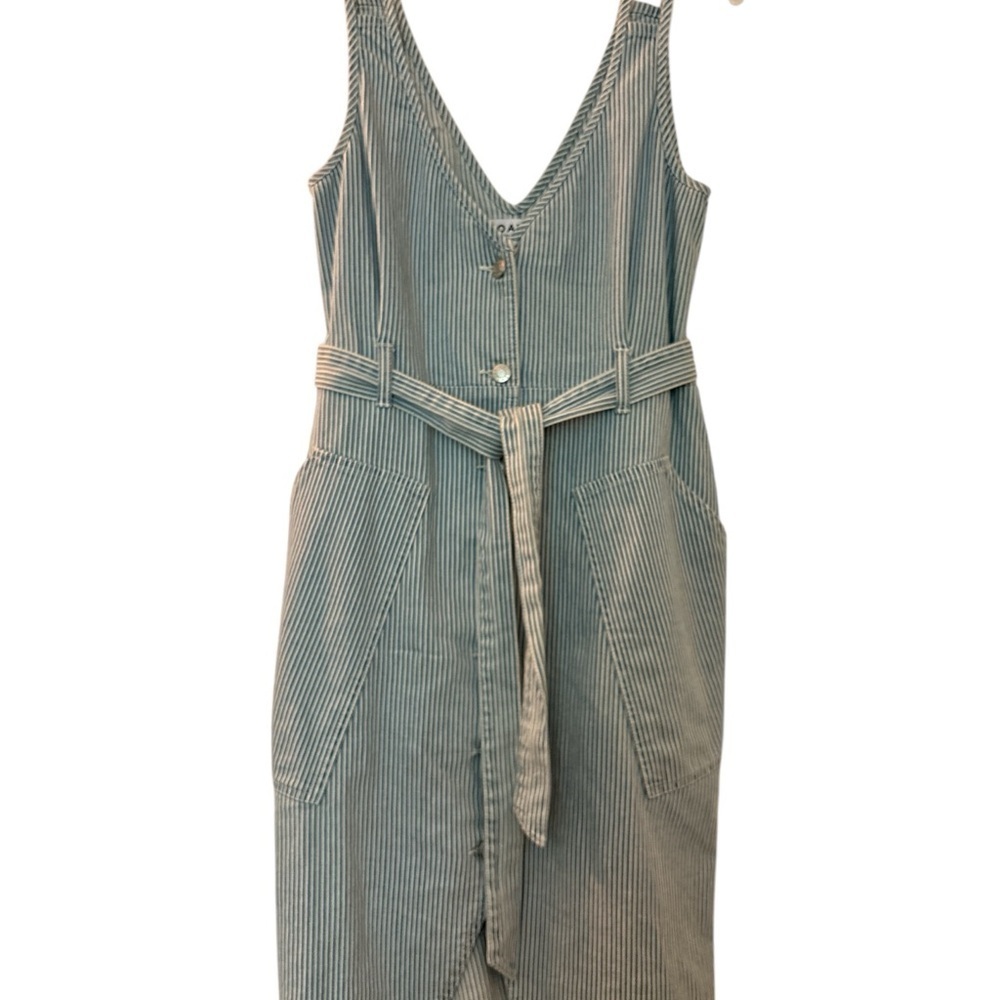 OAT dress, jumper style, spaghetti straps , belted, sheath cut. M, denim stripe - Picture 3 of 9